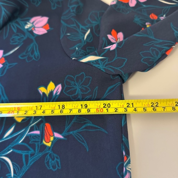 Halogen Floral Button Down Flowy Blouse | Size Medium - Picture 7 of 9